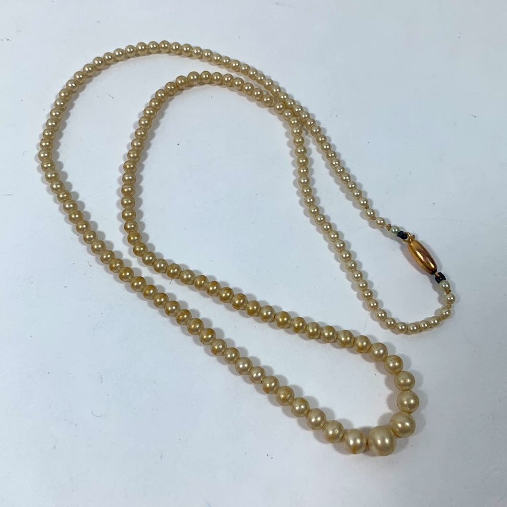 Vintage Petite Pearl Necklace